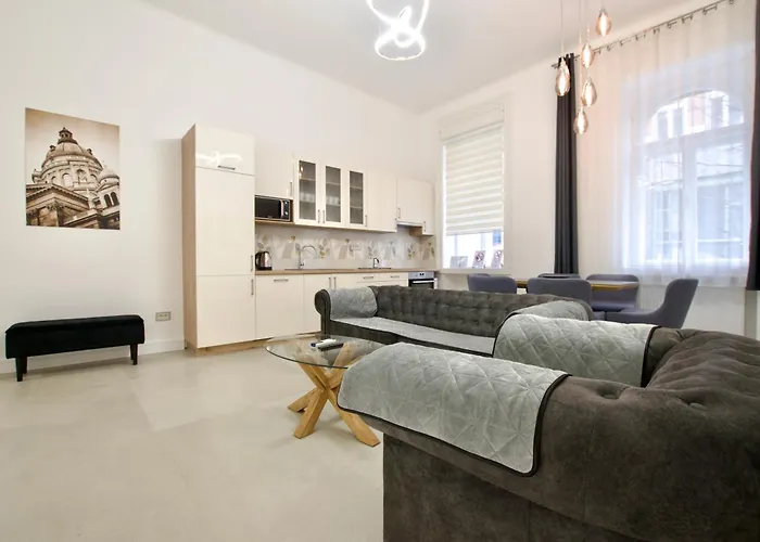 Premium Apartment By Hi5- Near New York Cafe
